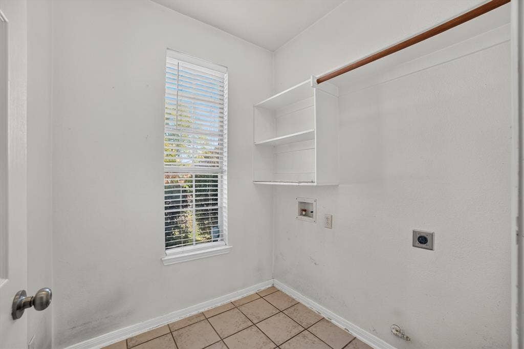 7406 Westway Drive, Rowlett, TX 75089 7406 Westway Drive, Rowlett, TX 75089