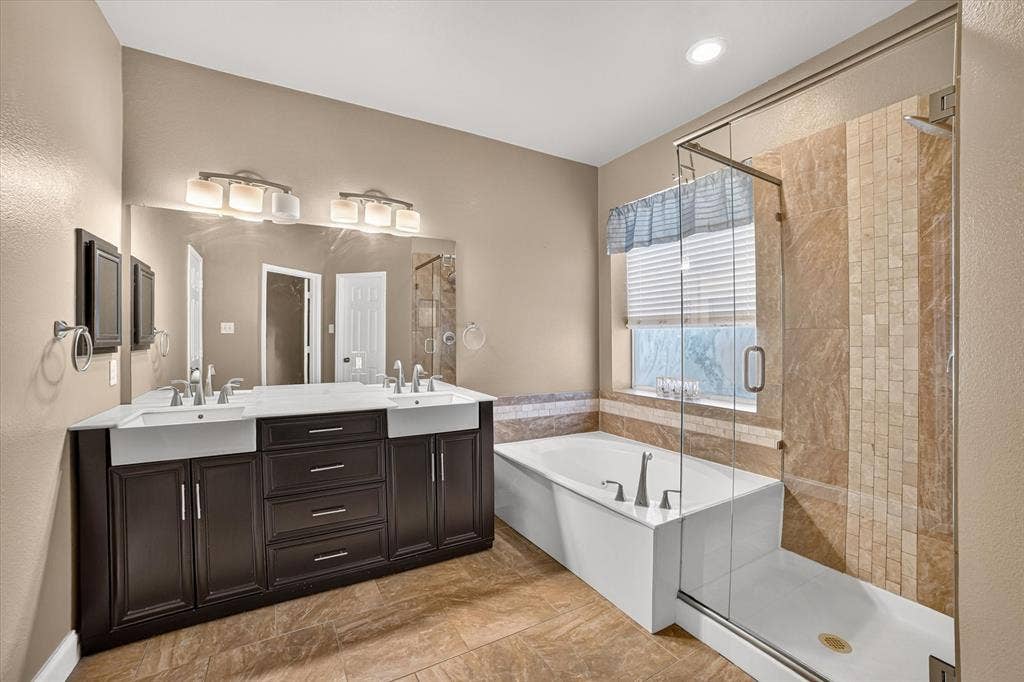 7406 Westway Drive, Rowlett, TX 75089 7406 Westway Drive, Rowlett, TX 75089