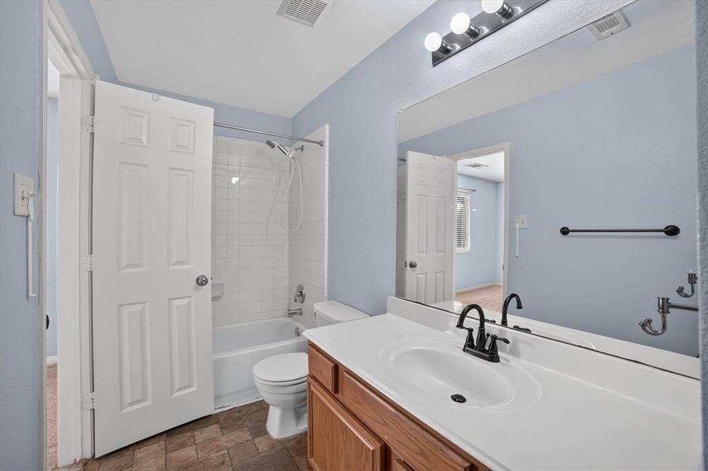 7406 Westway Drive, Rowlett, TX 75089 7406 Westway Drive, Rowlett, TX 75089