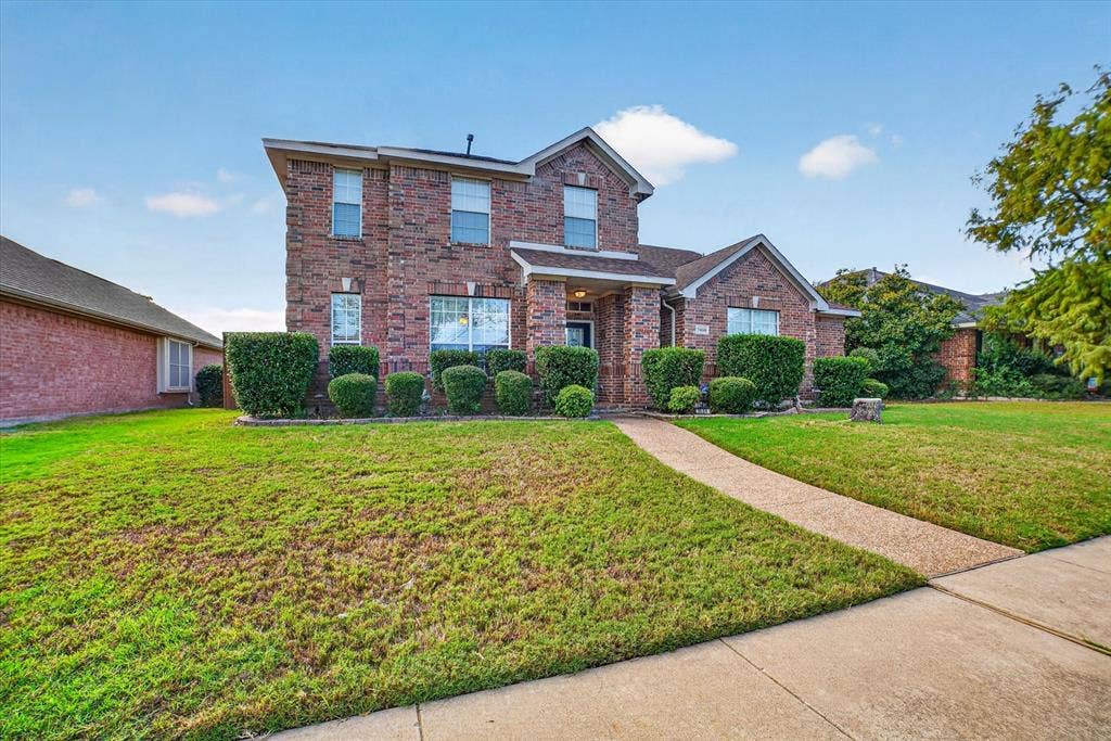 7406 Westway Drive, Rowlett, TX 75089 7406 Westway Drive, Rowlett, TX 75089