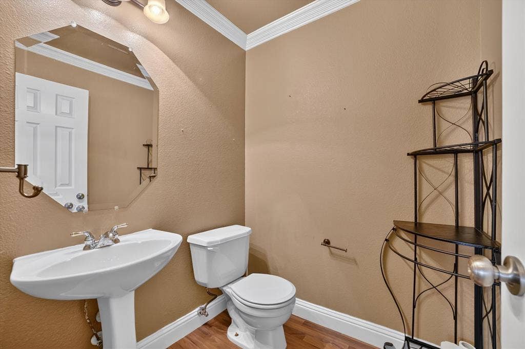 7406 Westway Drive, Rowlett, TX 75089 7406 Westway Drive, Rowlett, TX 75089