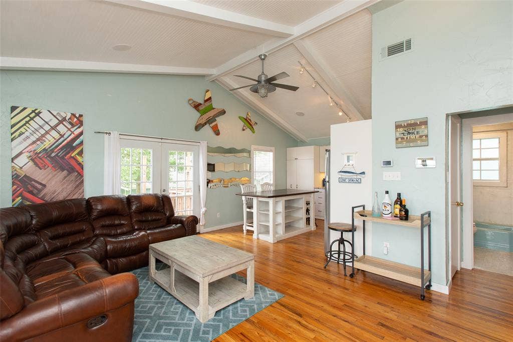 116 Isle Of View Drive, Tool, TX 75143 116 Isle Of View Drive, Tool, TX 75143
