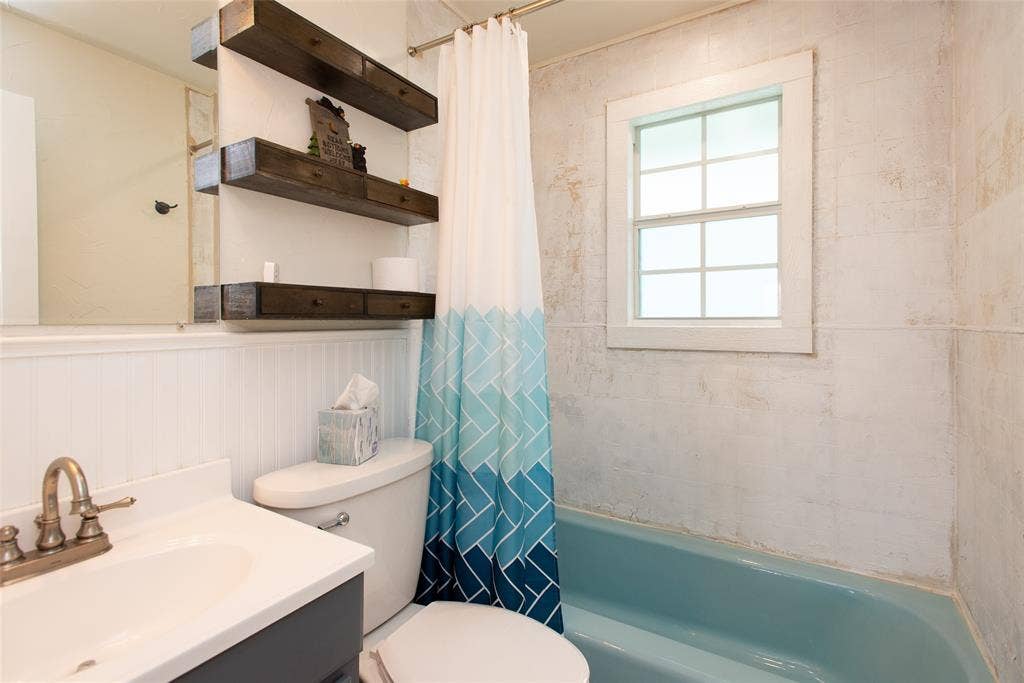 116 Isle Of View Drive, Tool, TX 75143 116 Isle Of View Drive, Tool, TX 75143