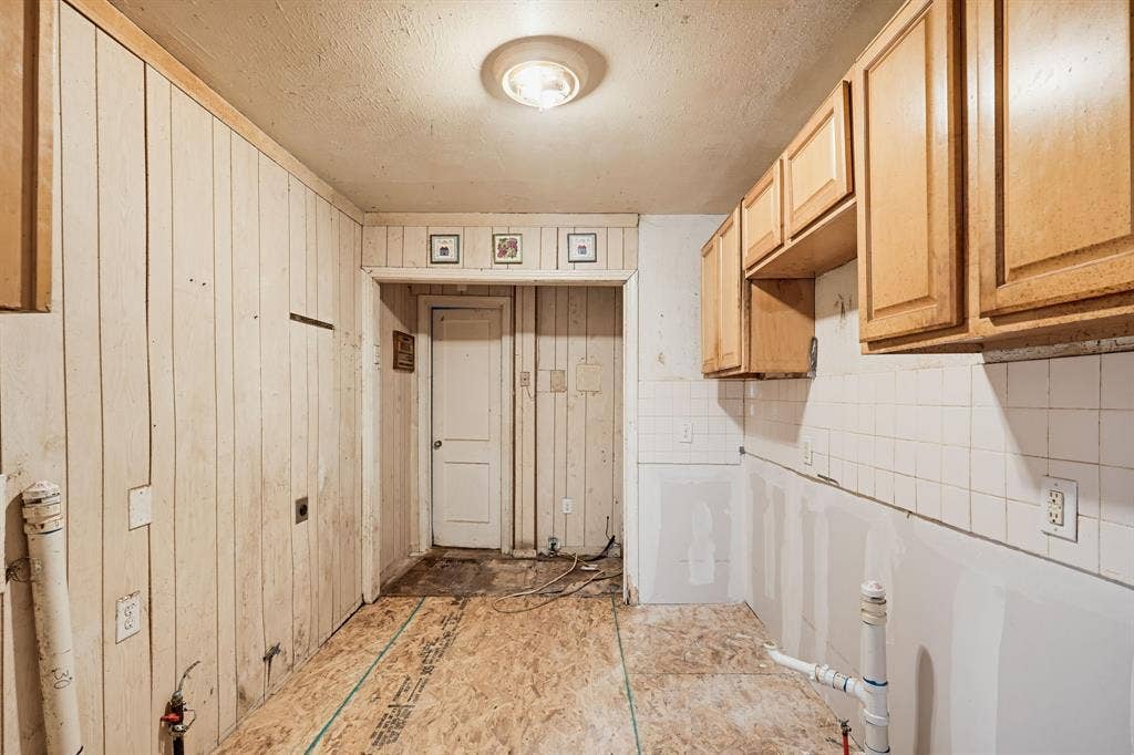 2606 Lea Crest Drive, Dallas, TX 75216 2606 Lea Crest Drive, Dallas, TX 75216