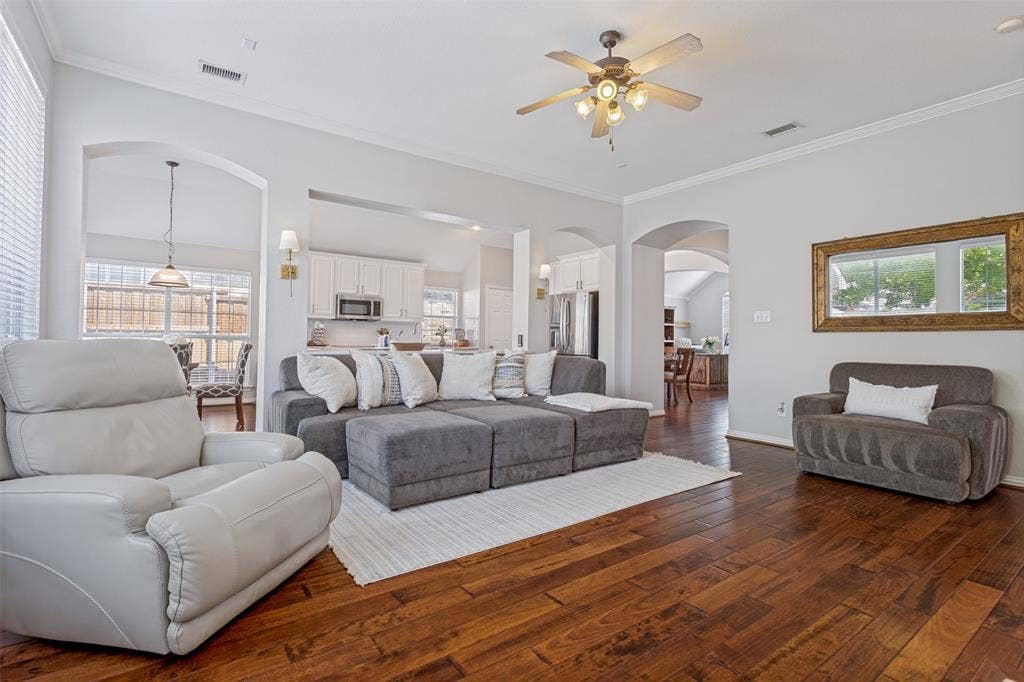 6119 Laurel Crest Lane, Sachse, TX 75048 6119 Laurel Crest Lane, Sachse, TX 75048