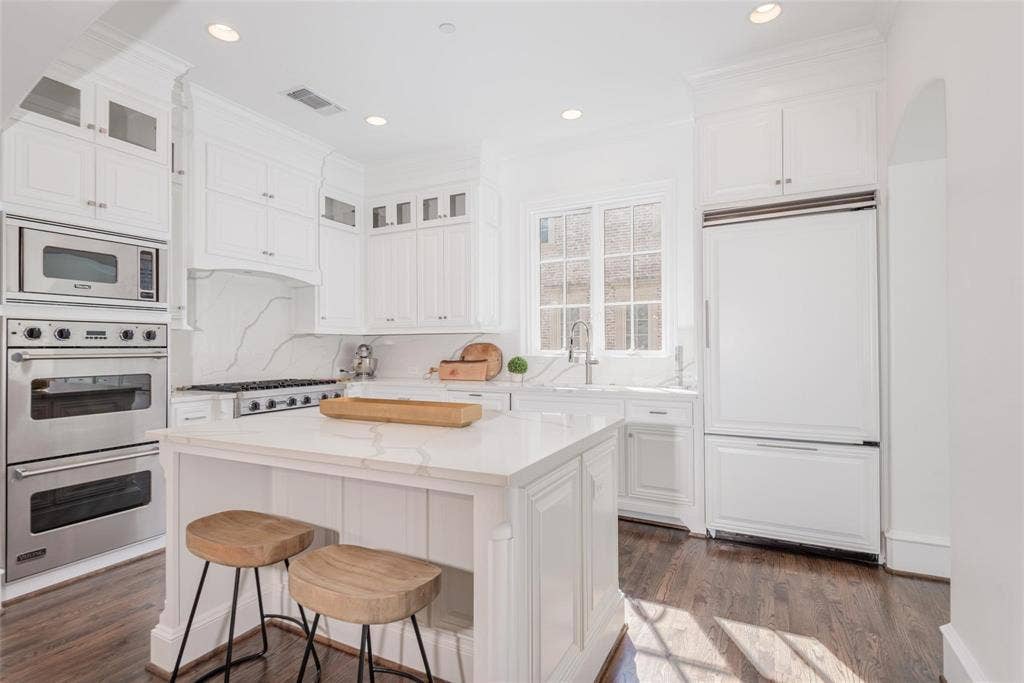 4608 Abbott Avenue, #103, Highland Park, TX 75205 4608 Abbott Avenue, #103, Highland Park, TX 75205