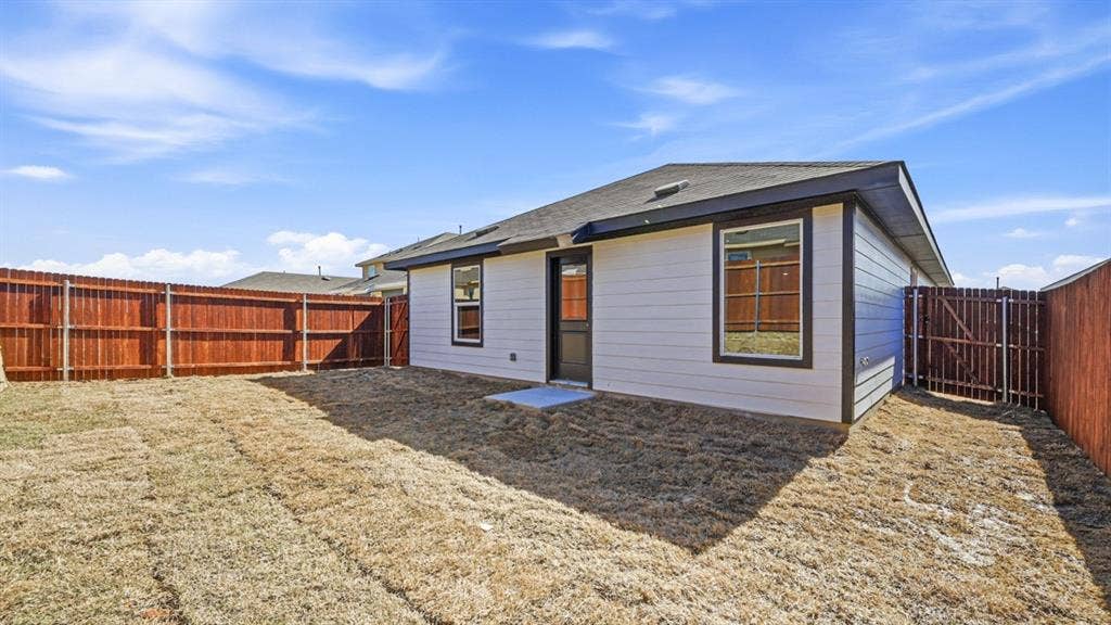 1612 DENIM Street, Denton, TX 76249 1612 DENIM Street, Denton, TX 76249