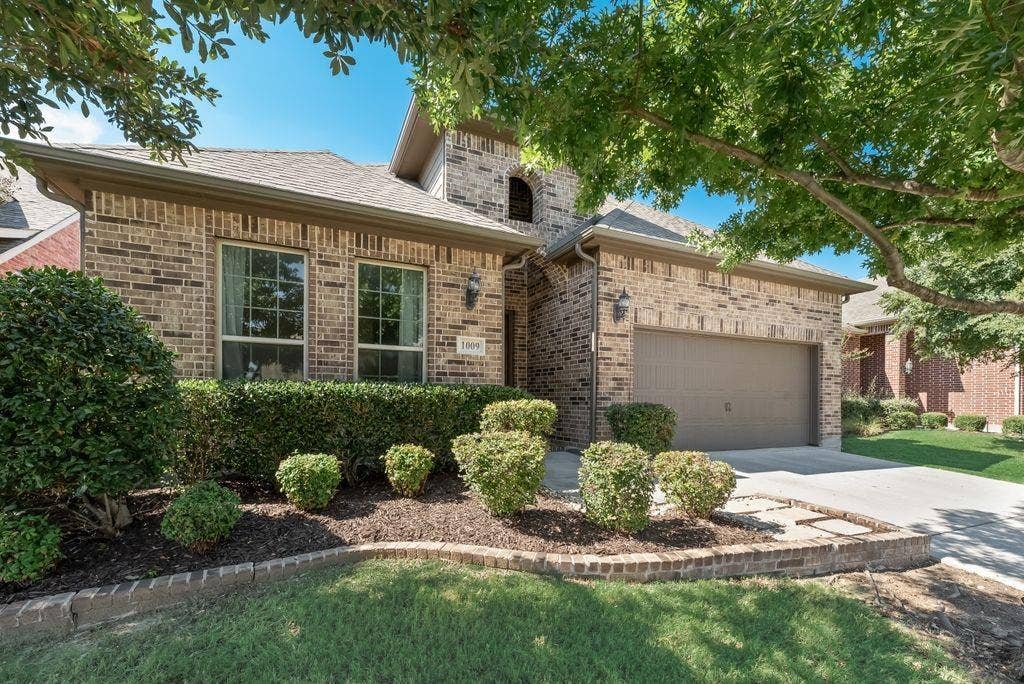 1009 Pampa Drive, Murphy, TX 75094