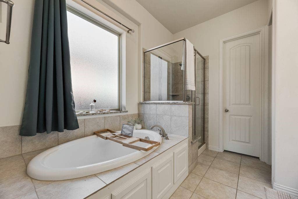 1009 Pampa Drive, Murphy, TX 75094