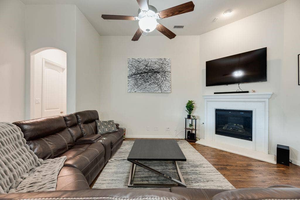 1009 Pampa Drive, Murphy, TX 75094