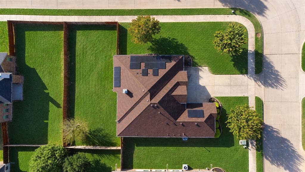 700 Edgewood Drive, DeSoto, TX 75115 700 Edgewood Drive, DeSoto, TX 75115