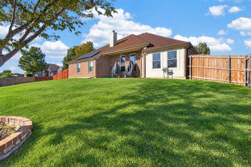 700 Edgewood Drive, DeSoto, TX 75115 700 Edgewood Drive, DeSoto, TX 75115