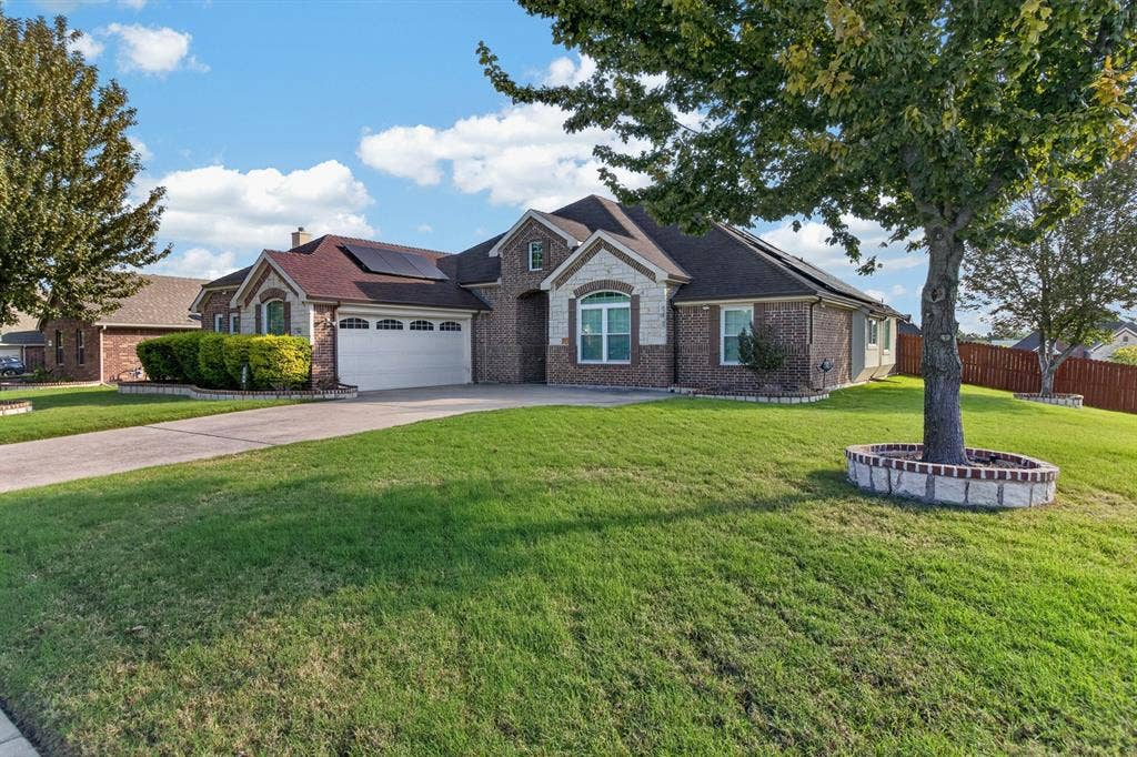 700 Edgewood Drive, DeSoto, TX 75115 700 Edgewood Drive, DeSoto, TX 75115