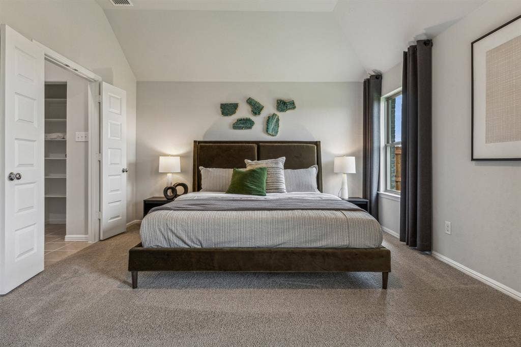 2015 Steeplechase Lane, Seagoville, TX 75159 Primary Suite in the Turquoise home plan – REPRESENTATIVE PHOTO