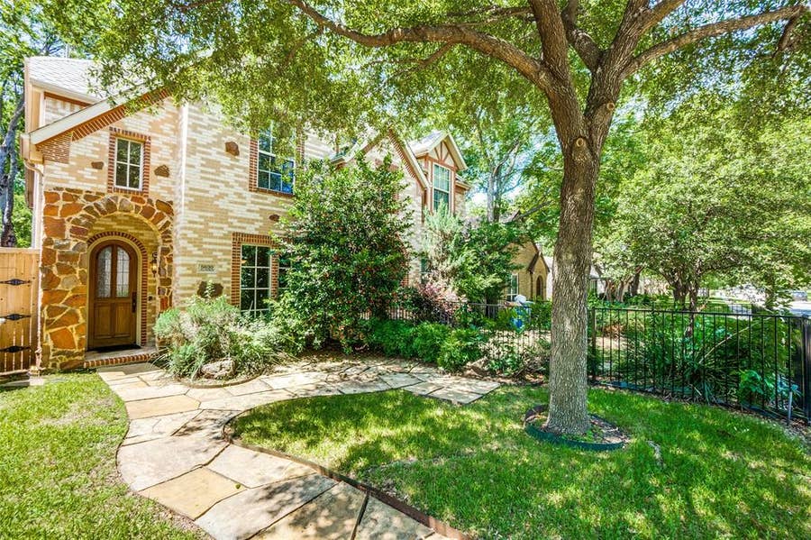 Property photo for 5630 Ellsworth Avenue, Dallas, TX