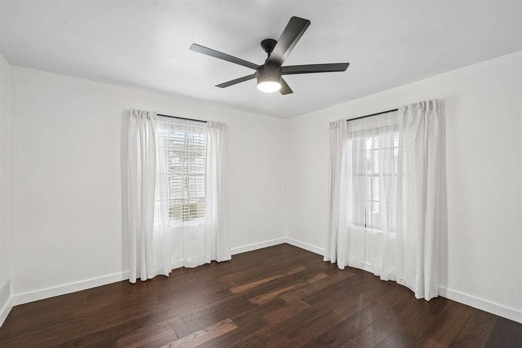180 N Woodland Trail, Double Oak, TX 75077 Bedroom 2 Downstairs