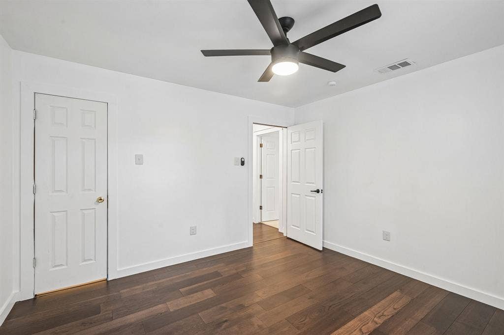 180 N Woodland Trail, Double Oak, TX 75077 Bedroom 2 Downstairs