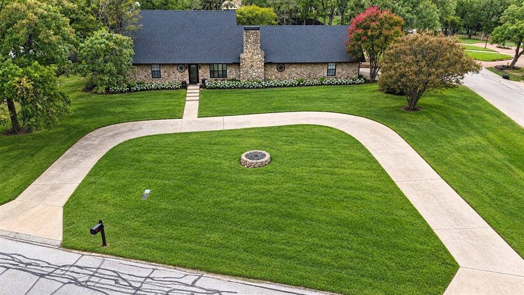 180 N Woodland Trail, Double Oak, TX 75077 Digitally Enhanced