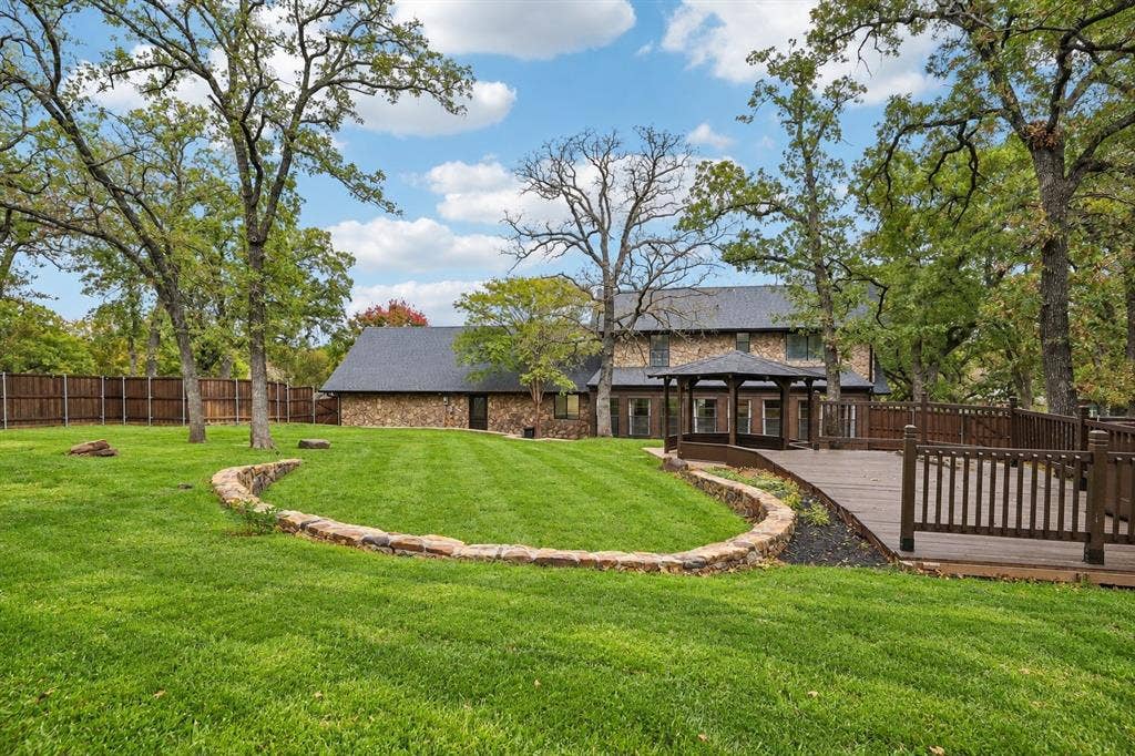 180 N Woodland Trail, Double Oak, TX 75077 180 N Woodland Trail, Double Oak, TX 75077