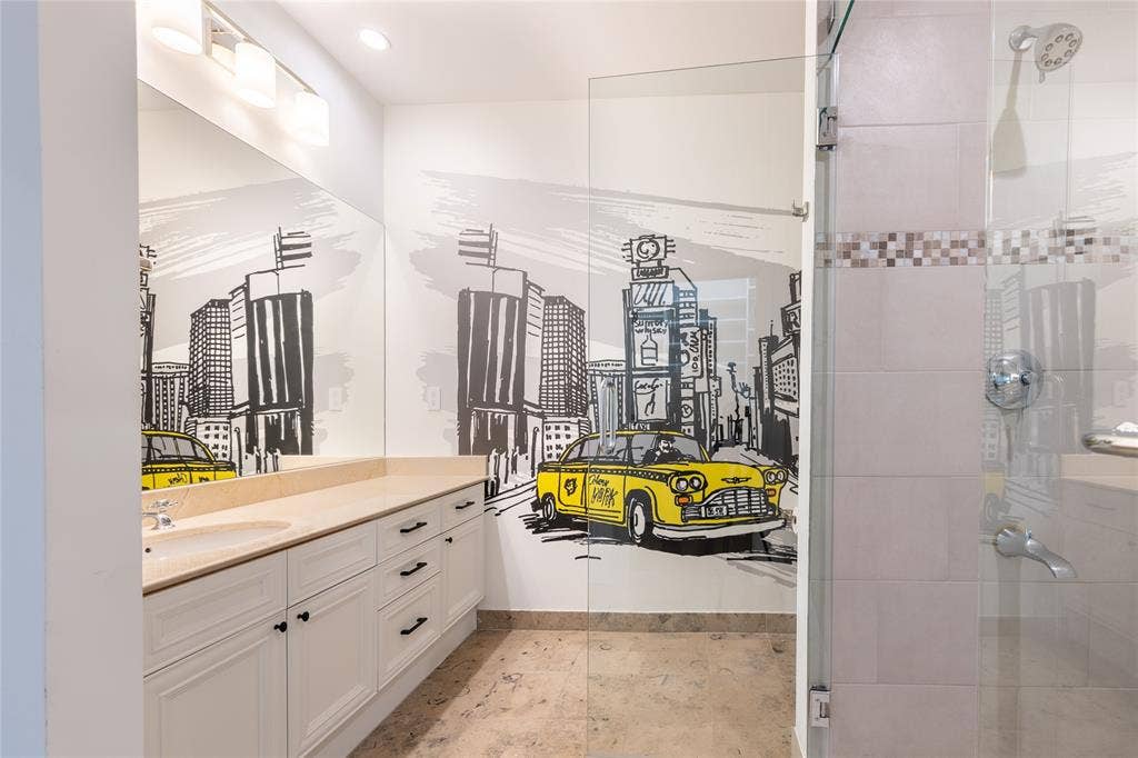 2828 Hood Street, #801, Dallas, TX 75219 2828 Hood Street, #801, Dallas, TX 75219