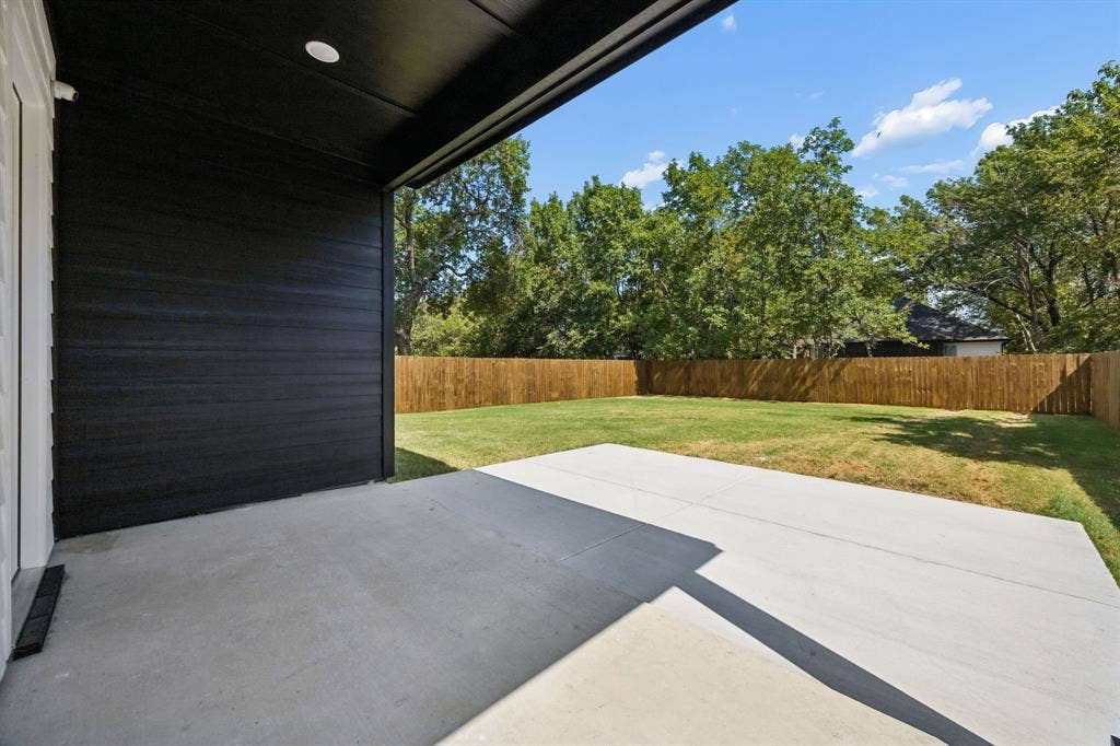 3513 Nomas Street, Dallas, TX 75212 3513 Nomas Street, Dallas, TX 75212