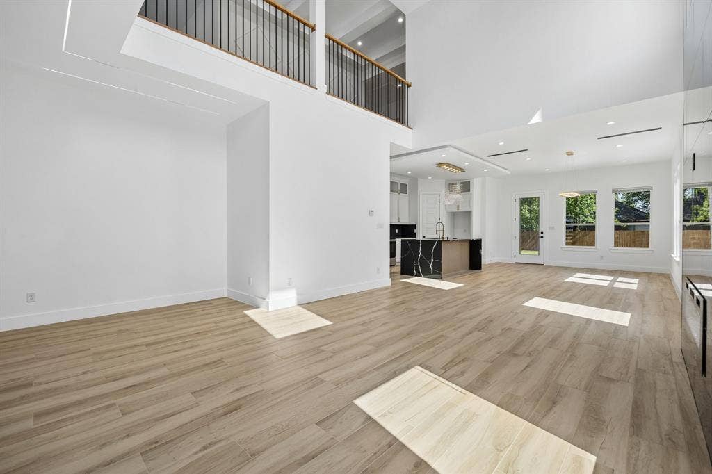 3513 Nomas Street, Dallas, TX 75212 3513 Nomas Street, Dallas, TX 75212