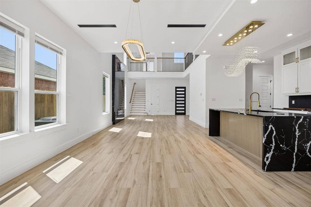 3513 Nomas Street, Dallas, TX 75212 3513 Nomas Street, Dallas, TX 75212