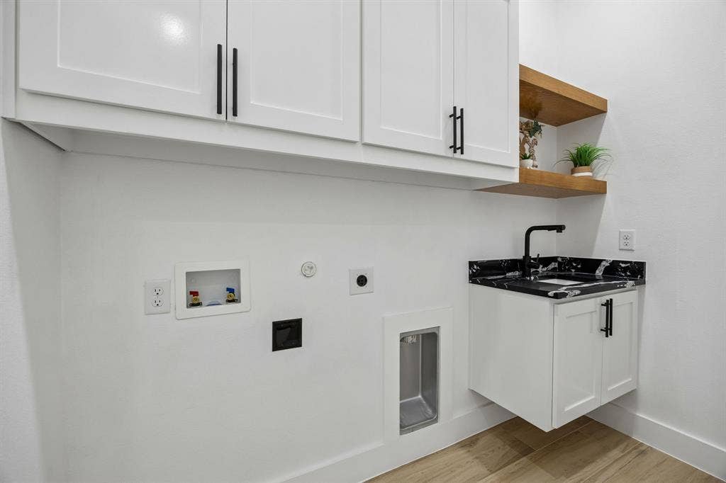 3513 Nomas Street, Dallas, TX 75212 3513 Nomas Street, Dallas, TX 75212
