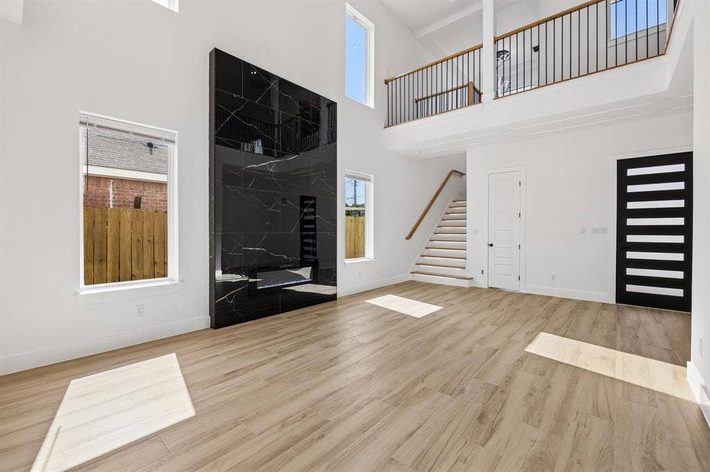 3513 Nomas Street, Dallas, TX 75212 3513 Nomas Street, Dallas, TX 75212