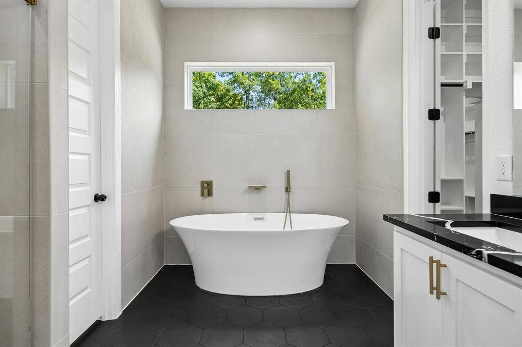 3513 Nomas Street, Dallas, TX 75212 3513 Nomas Street, Dallas, TX 75212