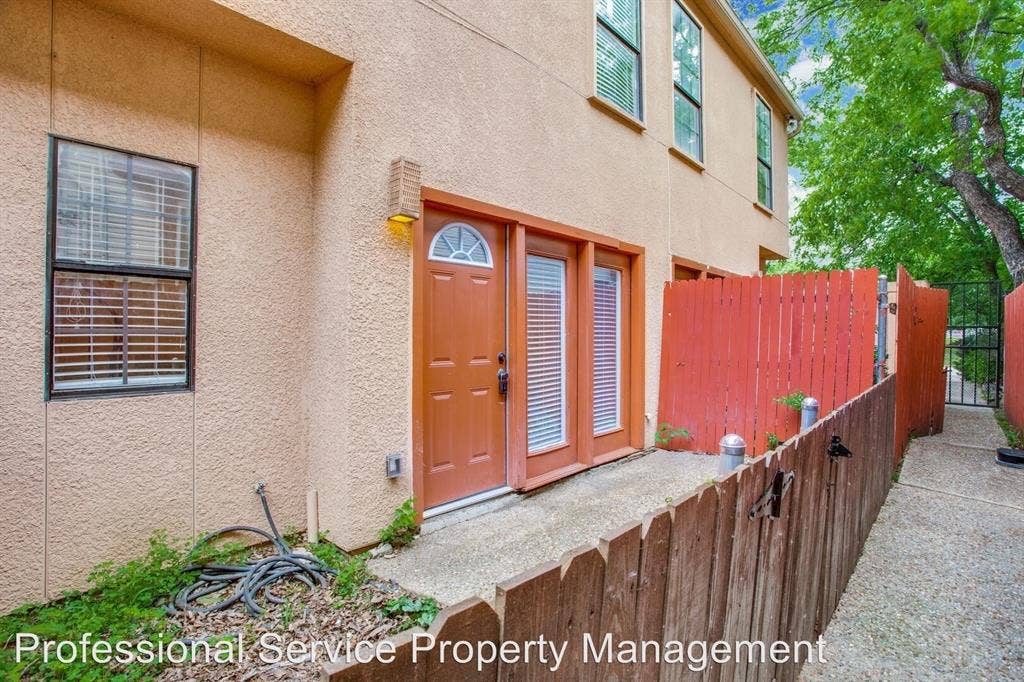 5114 Bryan Street, #8, Dallas, TX 75206 5114 Bryan Street, #8, Dallas, TX 75206