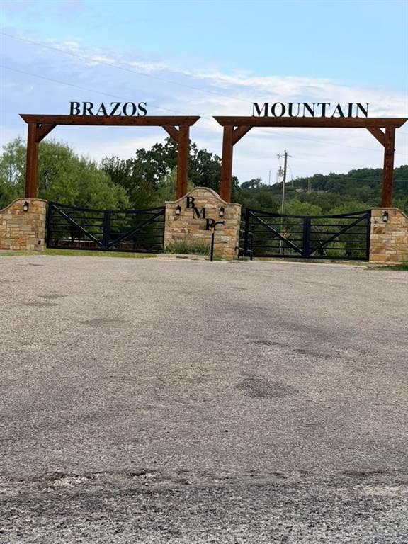 Property photo for 41 Mountain Top Trail, Mineral Wells, TX