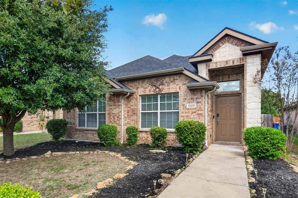 1320 Honeywood Lane, Royse City, TX 75189 1320 Honeywood Lane, Royse City, TX 75189