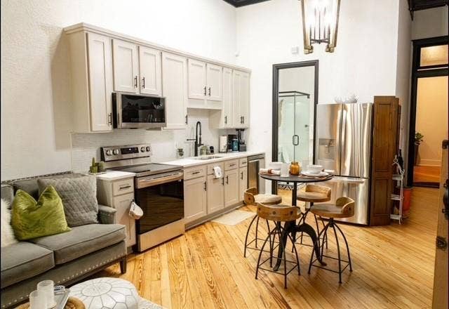 115 E Moore Avenue, #201, Terrell, TX 75160 115 E Moore Avenue, #201, Terrell, TX 75160