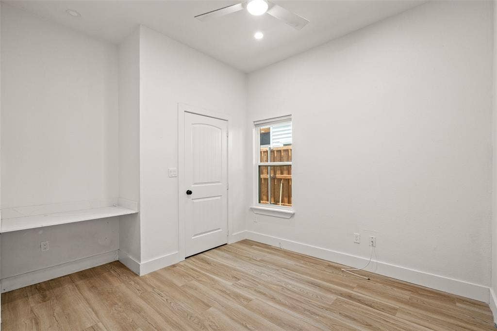 808 W 10th Street, Dallas, TX 75208 808 W 10th Street, Dallas, TX 75208