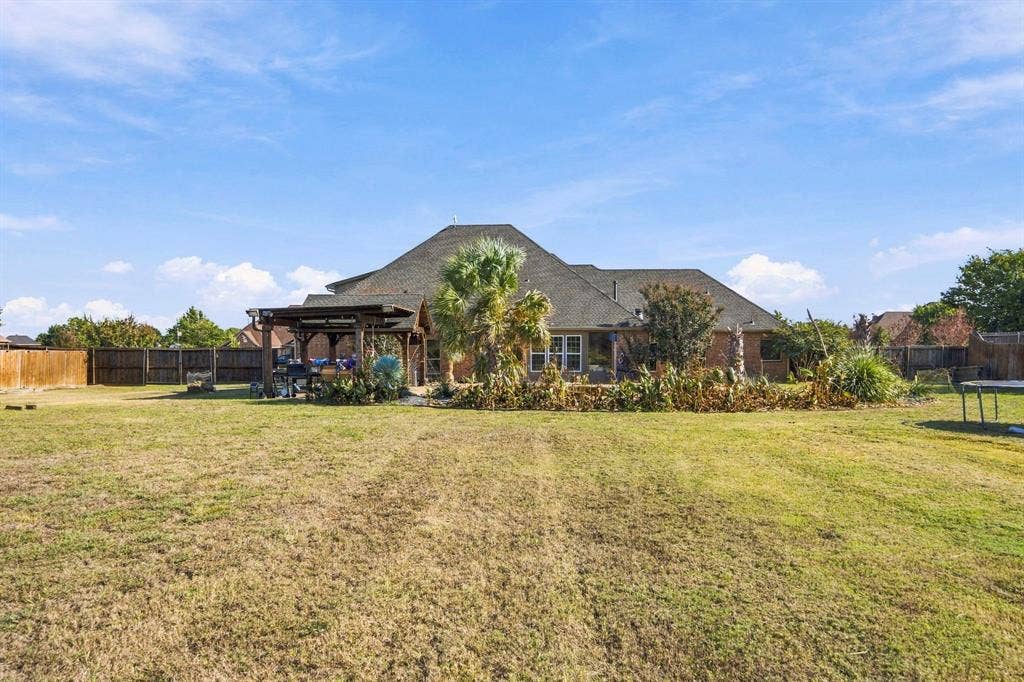 3220 Baylor Boulevard, Midlothian, TX 76065