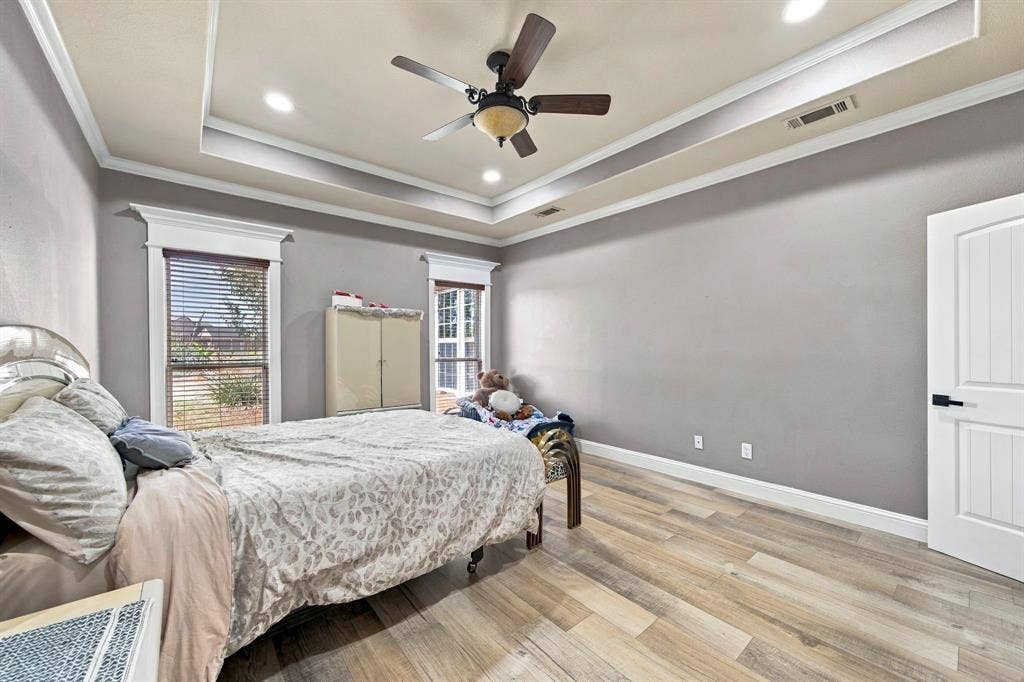 3220 Baylor Boulevard, Midlothian, TX 76065