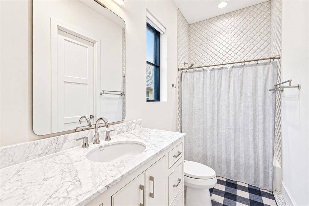 6516 Sondra Drive, Dallas, TX 75214 6516 Sondra Drive, Dallas, TX 75214