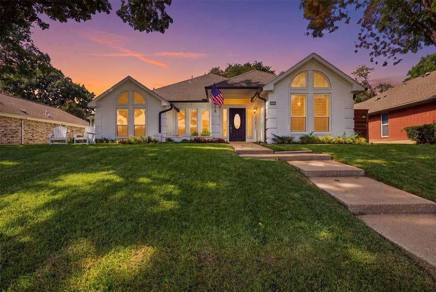 Property photo for 121 Lansdowne Circle, Coppell, TX