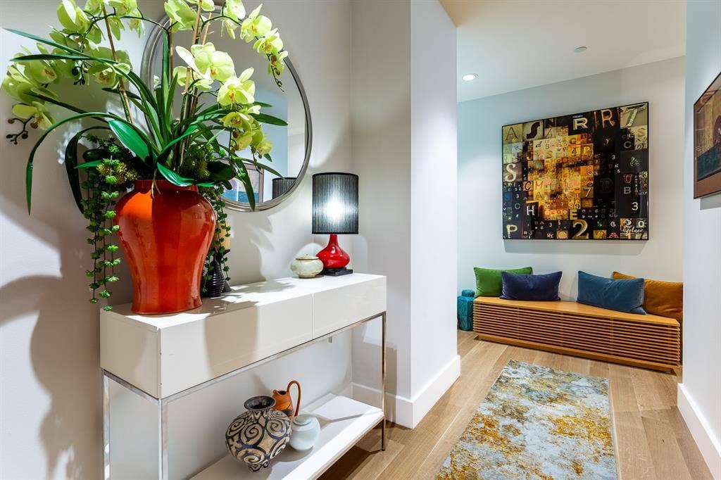 5656 N CENTRAL Expressway, #702, Dallas, TX 75206 Welcome home