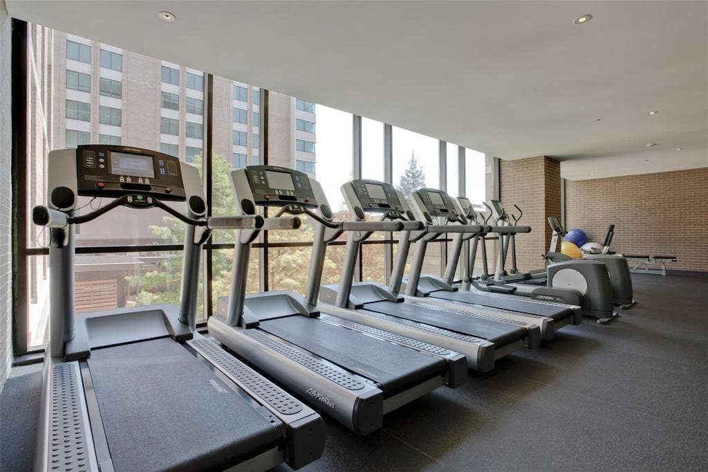 5656 N CENTRAL Expressway, #702, Dallas, TX 75206 Work out with views