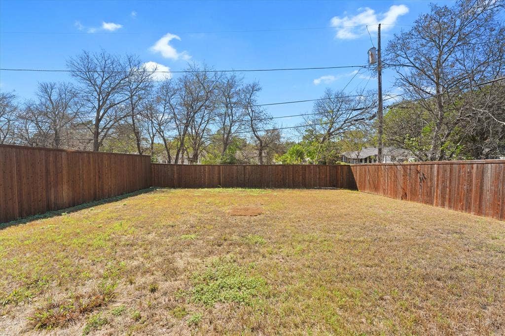 3001 Fernwood Avenue, Dallas, TX 75216 3001 Fernwood Avenue, Dallas, TX 75216