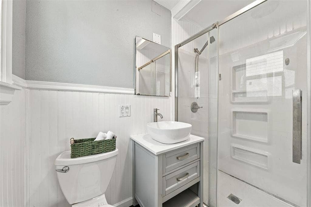 Primary bath with walk in shower