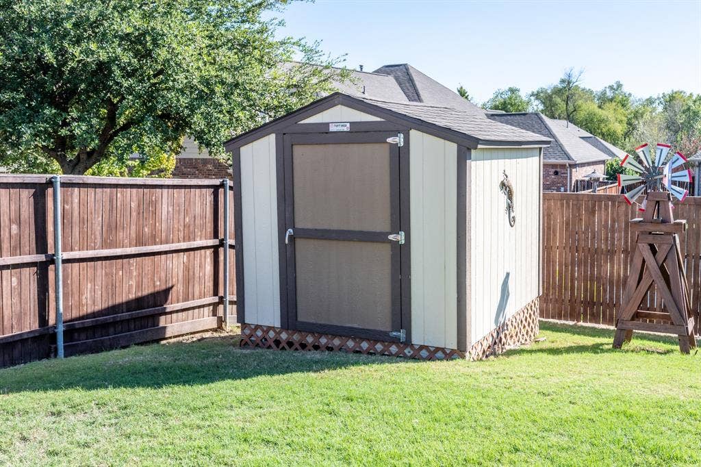 908 Birchwood Drive, Wylie, TX 75098 Shed for extra storage