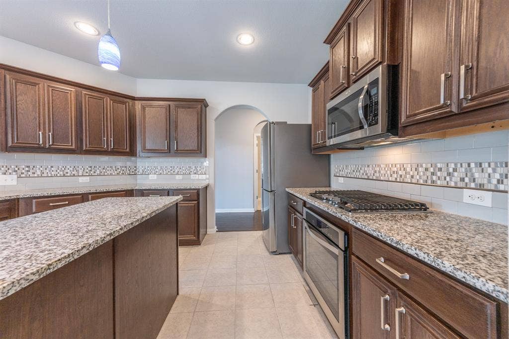 908 Birchwood Drive, Wylie, TX 75098 908 Birchwood Drive, Wylie, TX 75098