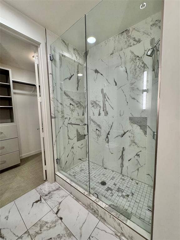 6911 Cowboys Way, #913, Frisco, TX 75034 Bathroom featuring a shower with door