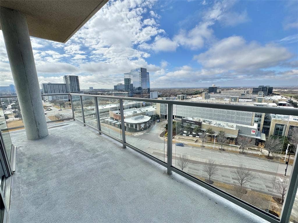 6911 Cowboys Way, #913, Frisco, TX 75034 View of balcony