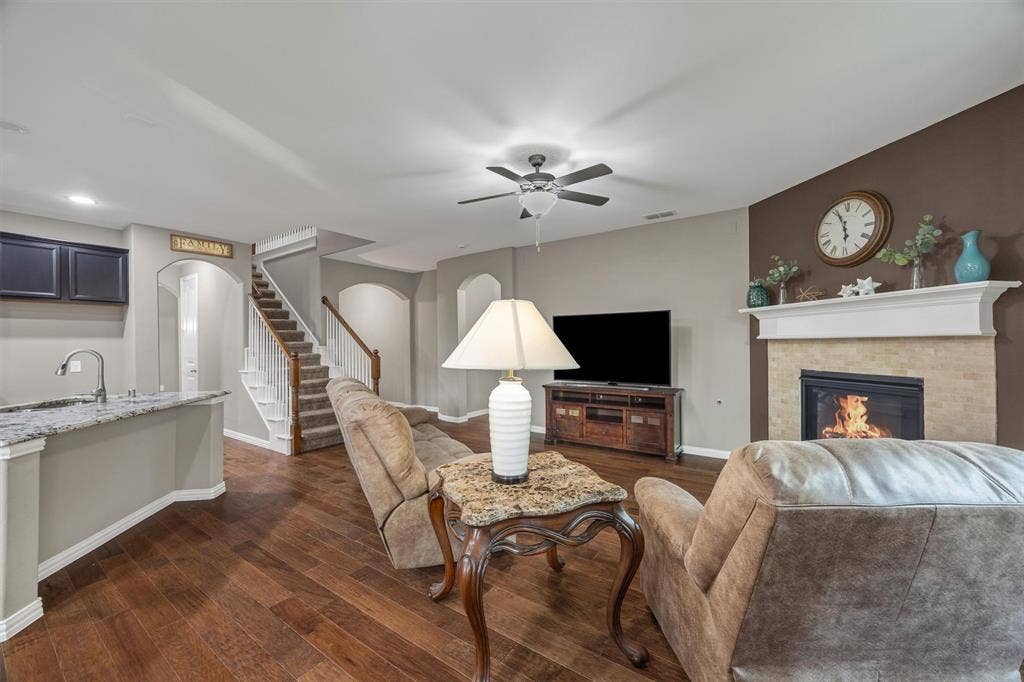 3014 Aurora Mist Drive, Little Elm, TX 75068 3014 Aurora Mist Drive, Little Elm, TX 75068