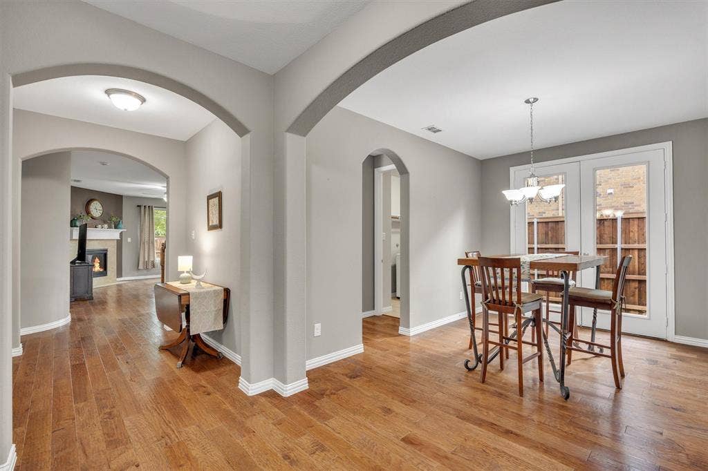 3014 Aurora Mist Drive, Little Elm, TX 75068 10-ft tall ceilings and arched entry ways make this home feel really big!