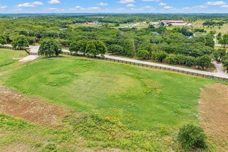 Property photo for 691 Porter Road, Bartonville, TX